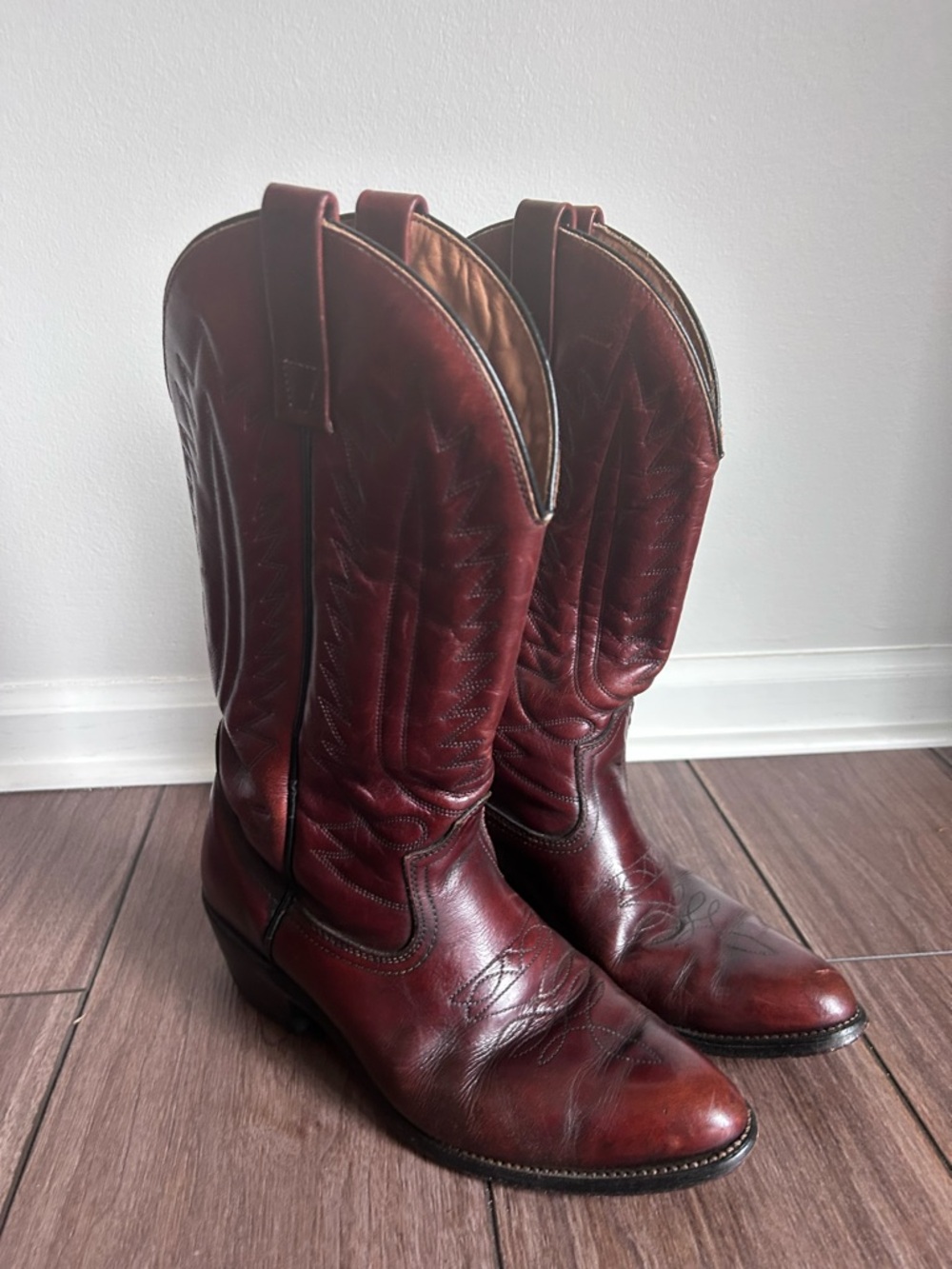Vintage Burgundy Leather Cowboy Boots - Mason